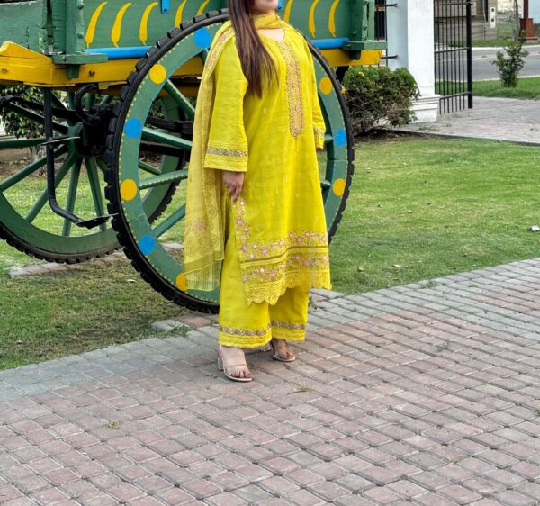 Khubsurat